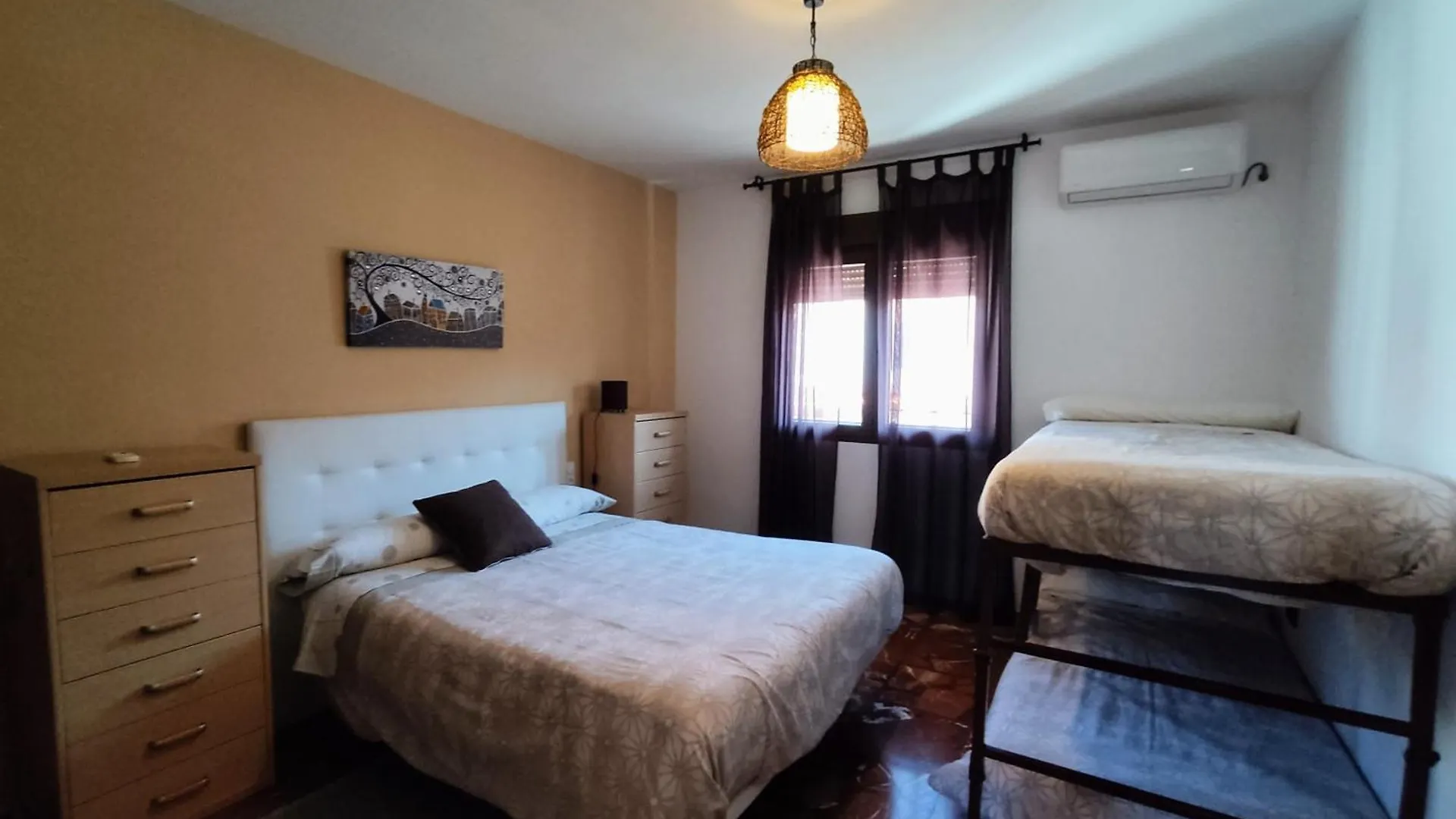 Casa vacanze A 15' Granada, Piscina, Solarium, Futbolín, Casa Medina Güevéjar Villa Spagna